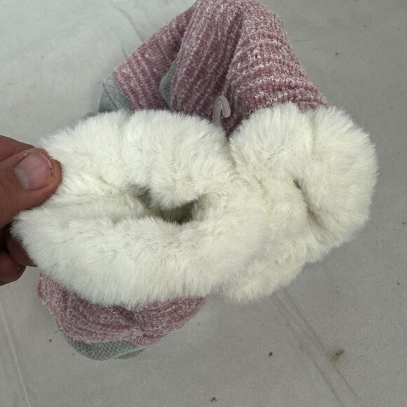 BCBGeneration Womens Plush-Lined Non-Slip Cozy Socks - Picture 3 of 3